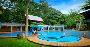 Отель Grand Udawalawe Safari Resort  Удавалаве